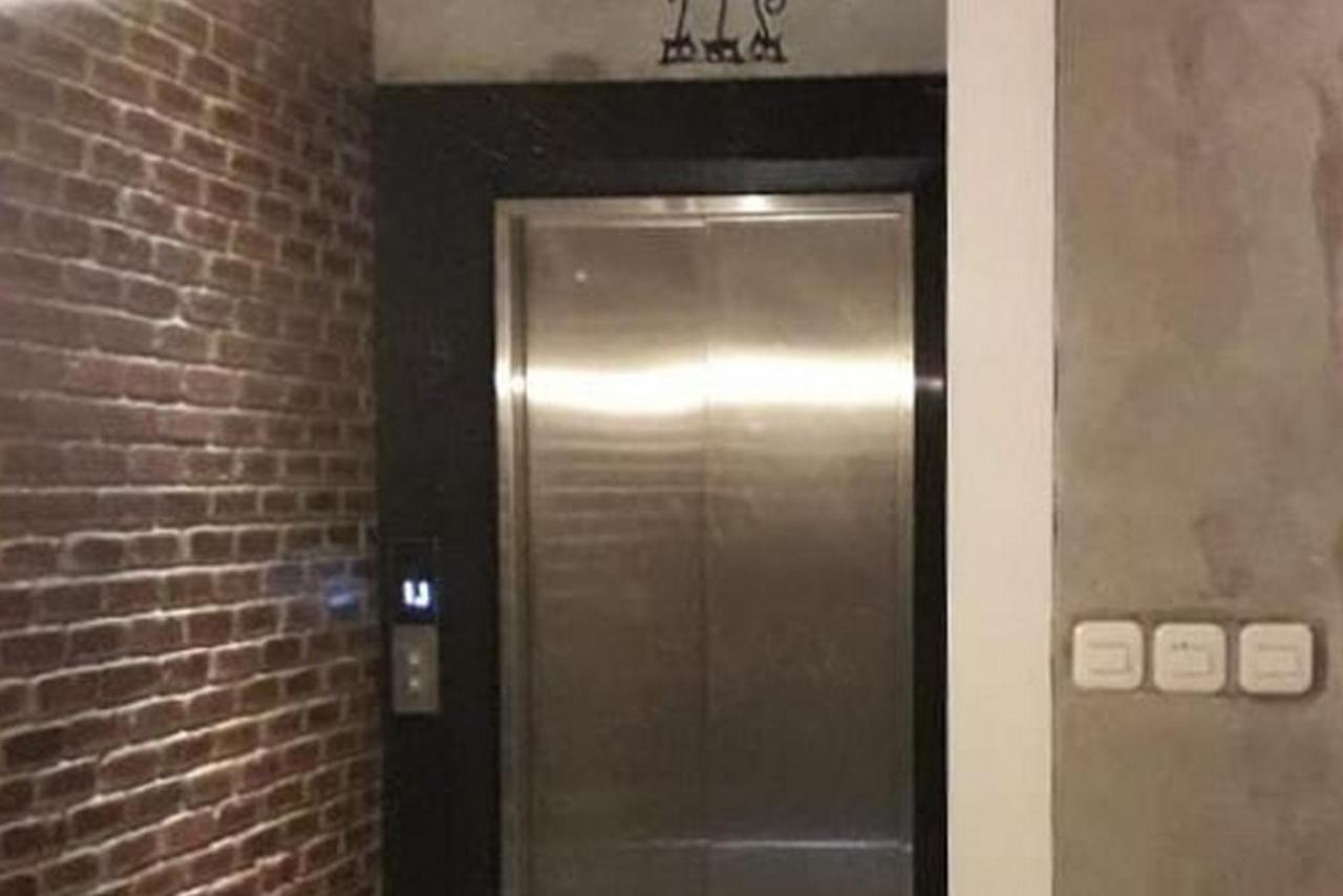 Reddoorz Plus @ Doorman Guest House Bandung Exterior foto